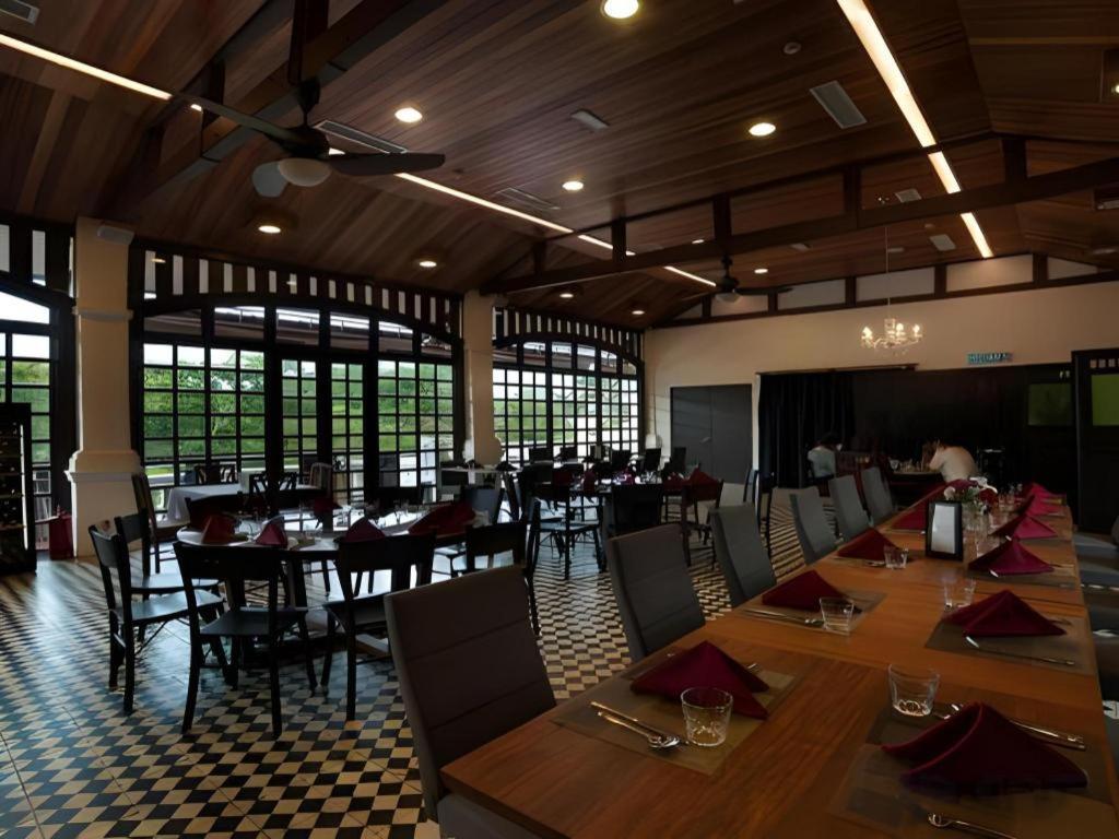 The Chambers Hotel George Town Exterior photo